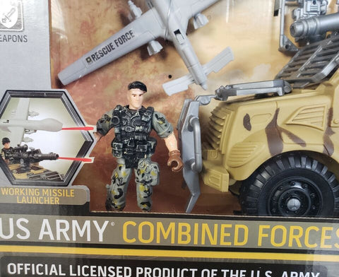 US Army Combat Forces Playset Officially Licensed Figures Armored Vehicle